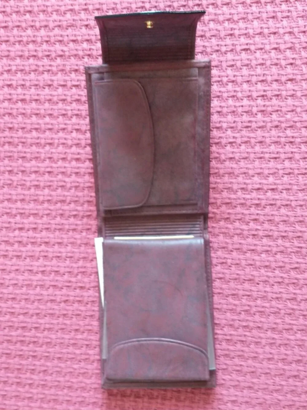 Buxton Women's Vintage Heiress Billfold Burgundy Leather Wallet NWT in Box - Picture 7 of 13